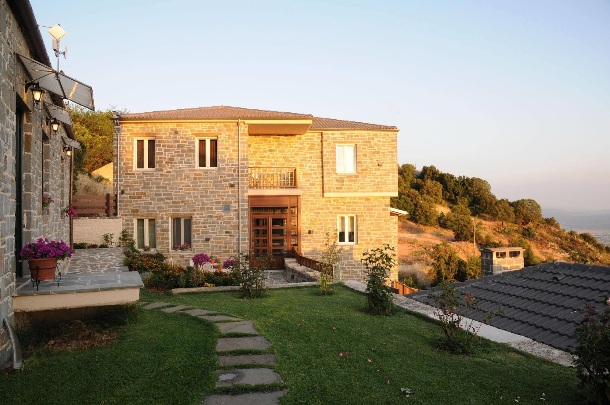Mir Boutique Hotel Ioannina Exterior photo