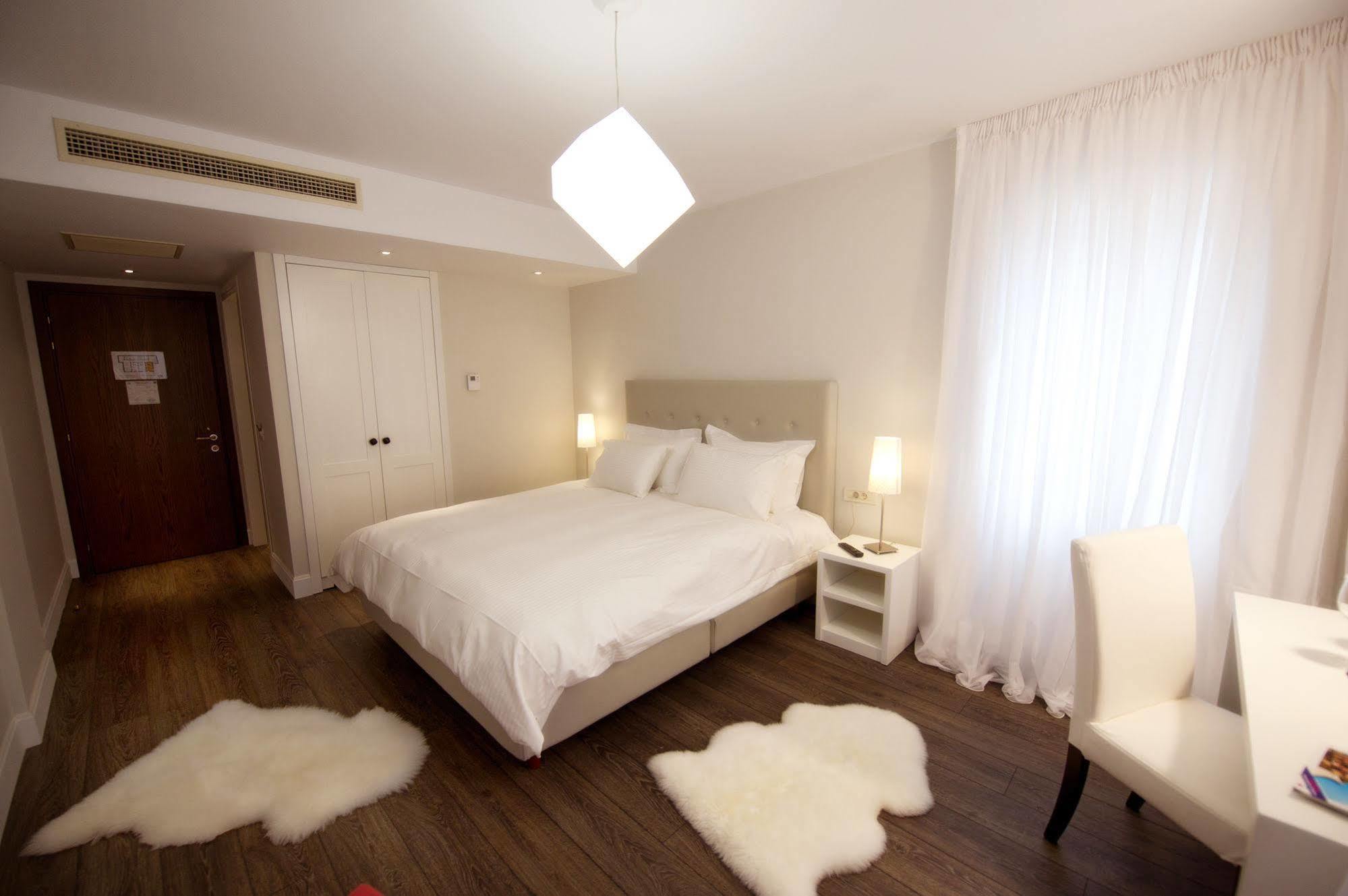 Mir Boutique Hotel Ioannina Exterior photo